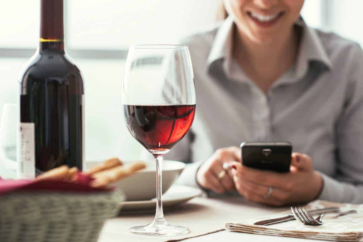 Top social media accounts every wine lover should follow - Inspiring Wines